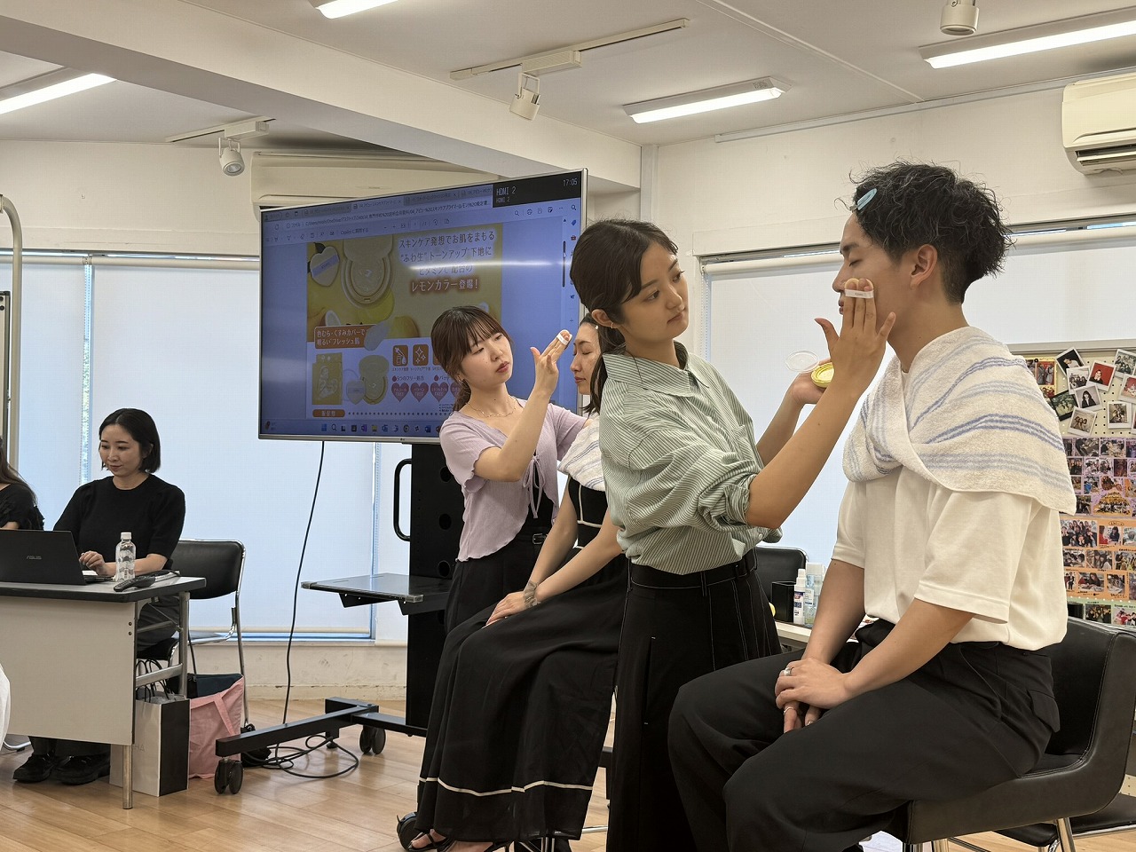 「フロムハンド×ミシャジャパン」今年も明治神宮内PRゾーンでは、踊り子専用のメイクアップサービスブースを実施します!!